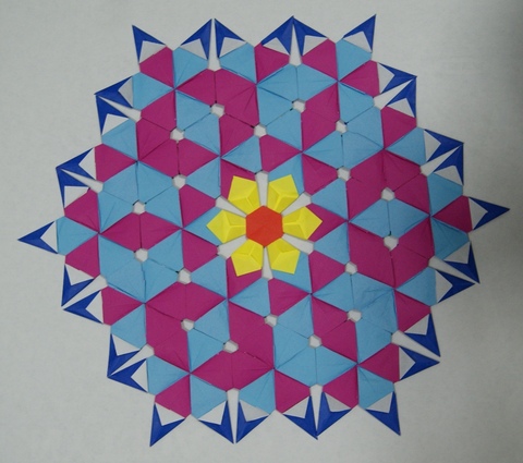 纸色恋曲原创一款双面模块化折纸图案“憧憬”（反面）