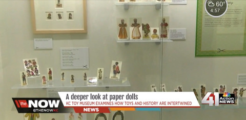 黑人紙娃娃：堪薩斯市玩具袖珍博物館紙娃娃展覽