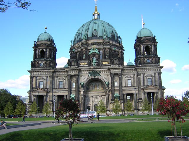 這張是柏林博物館島上的建築，只能用美輪美奐來形容了。DSCN3883.JPG